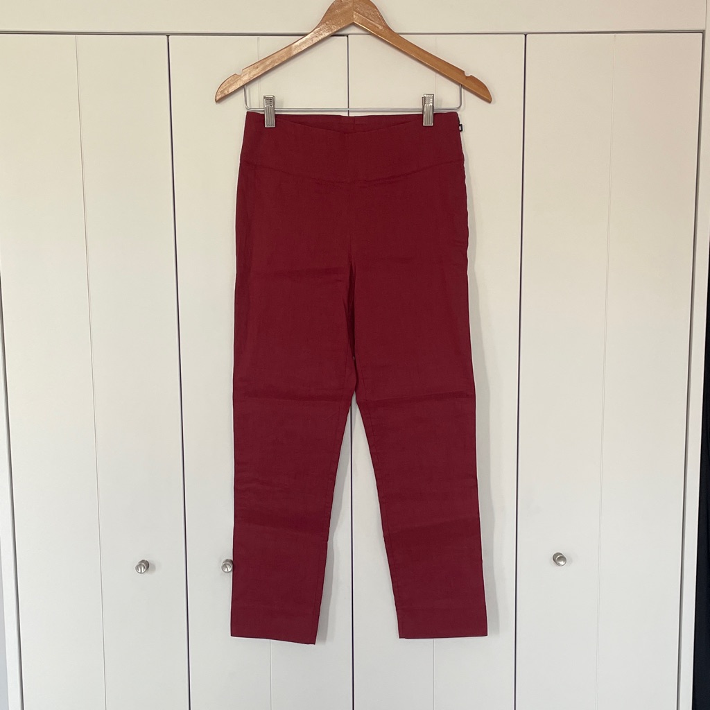 Sarah Pacini Red Ankle Pants